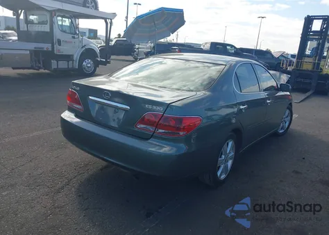 2005 Lexus Es 330 z USA, uszkodzony, nr VIN JTHBA30G155097433